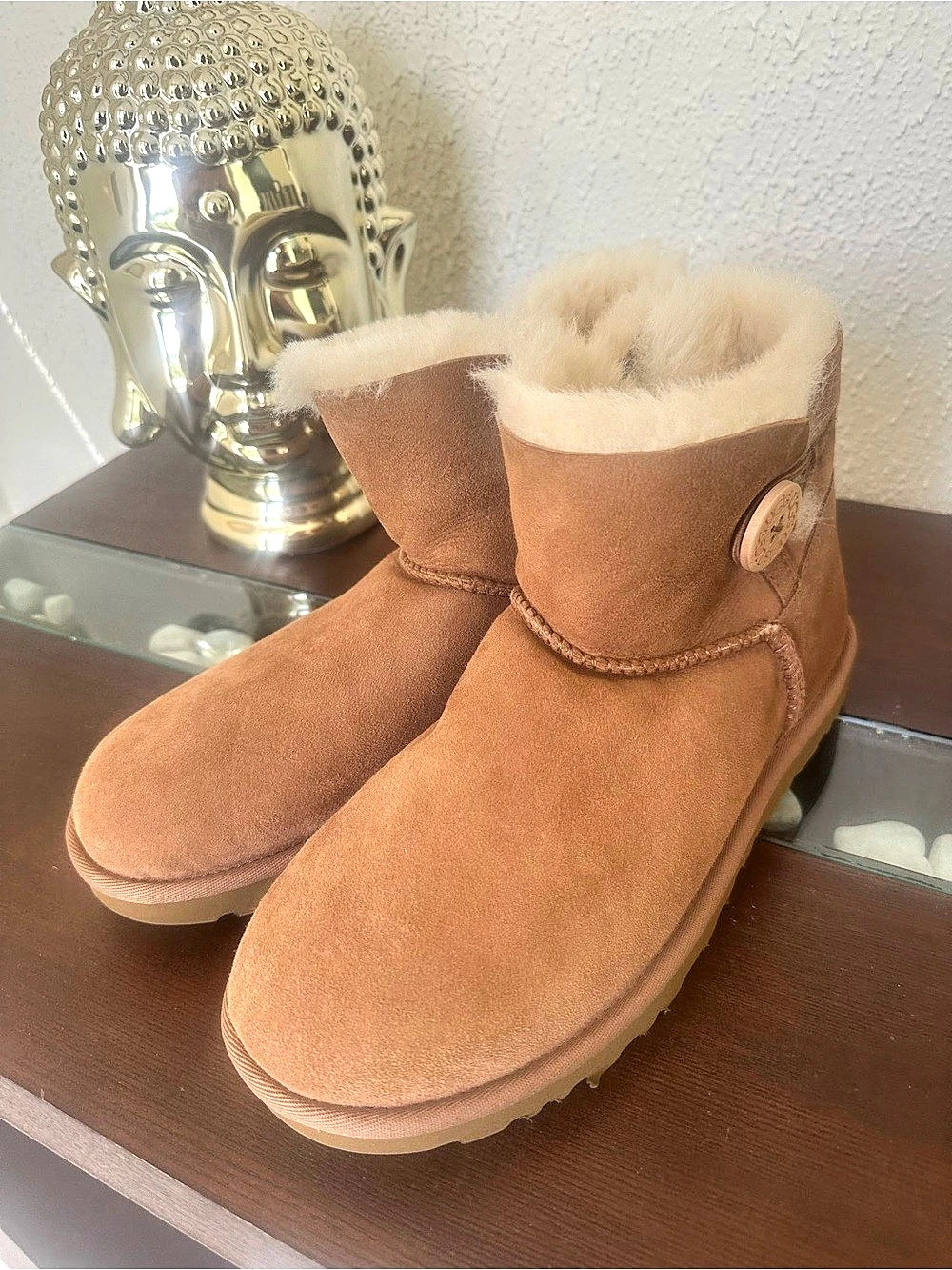UGG Classic Mini II Mini Sheepskin Boots in Brown US 8
